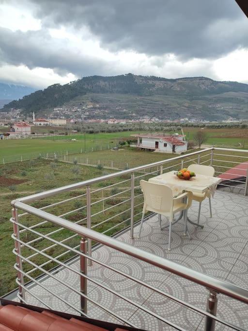 Guest House Ilir Berat Luaran gambar