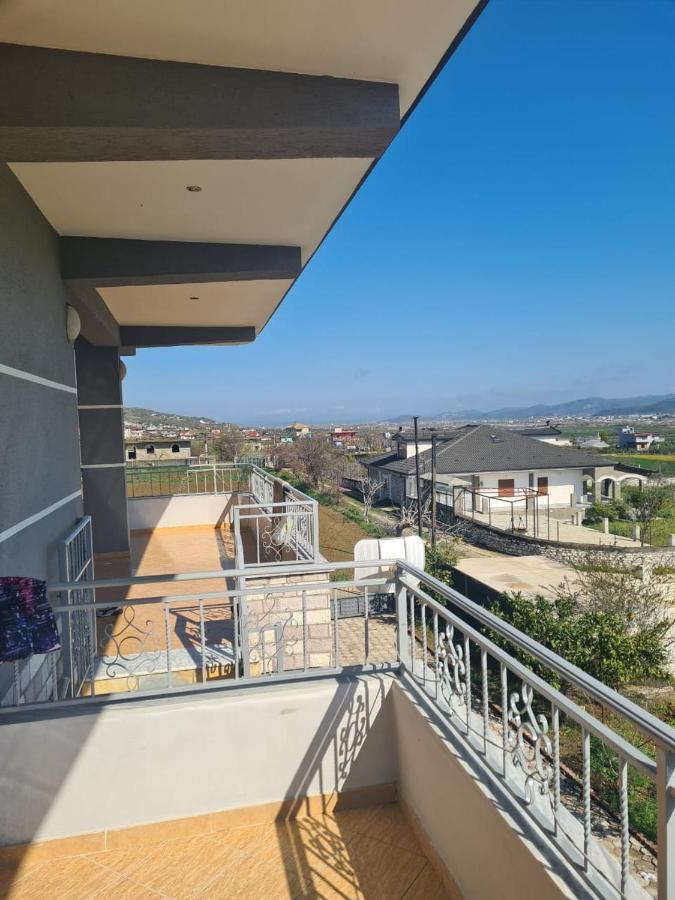 Guest House Ilir Berat Luaran gambar