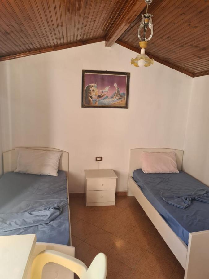 Guest House Ilir Berat Luaran gambar
