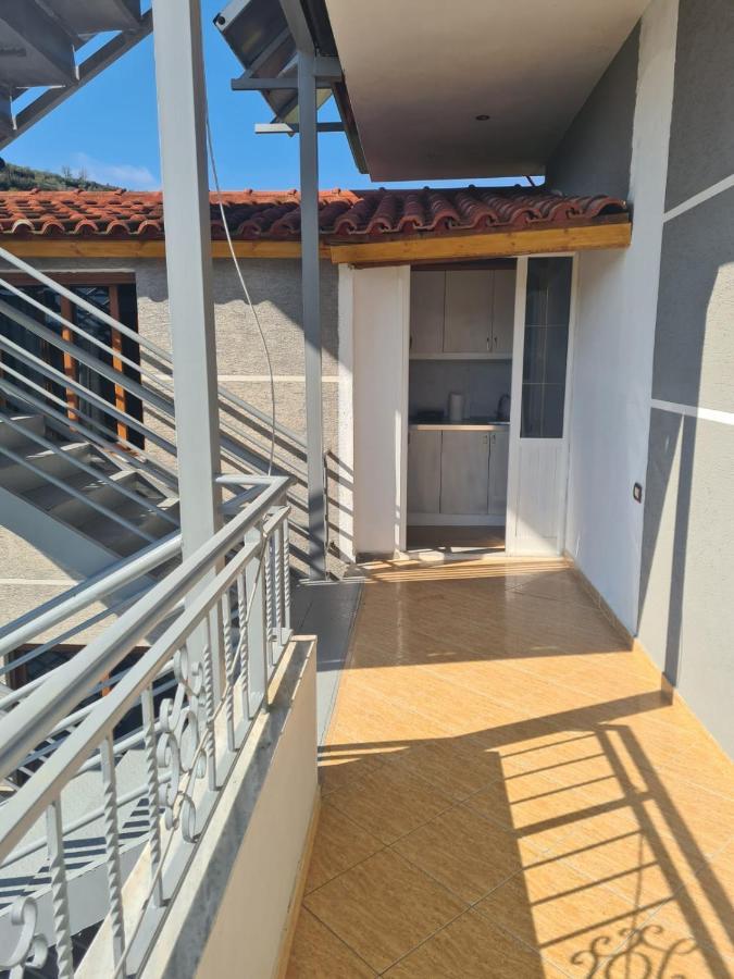 Guest House Ilir Berat Luaran gambar
