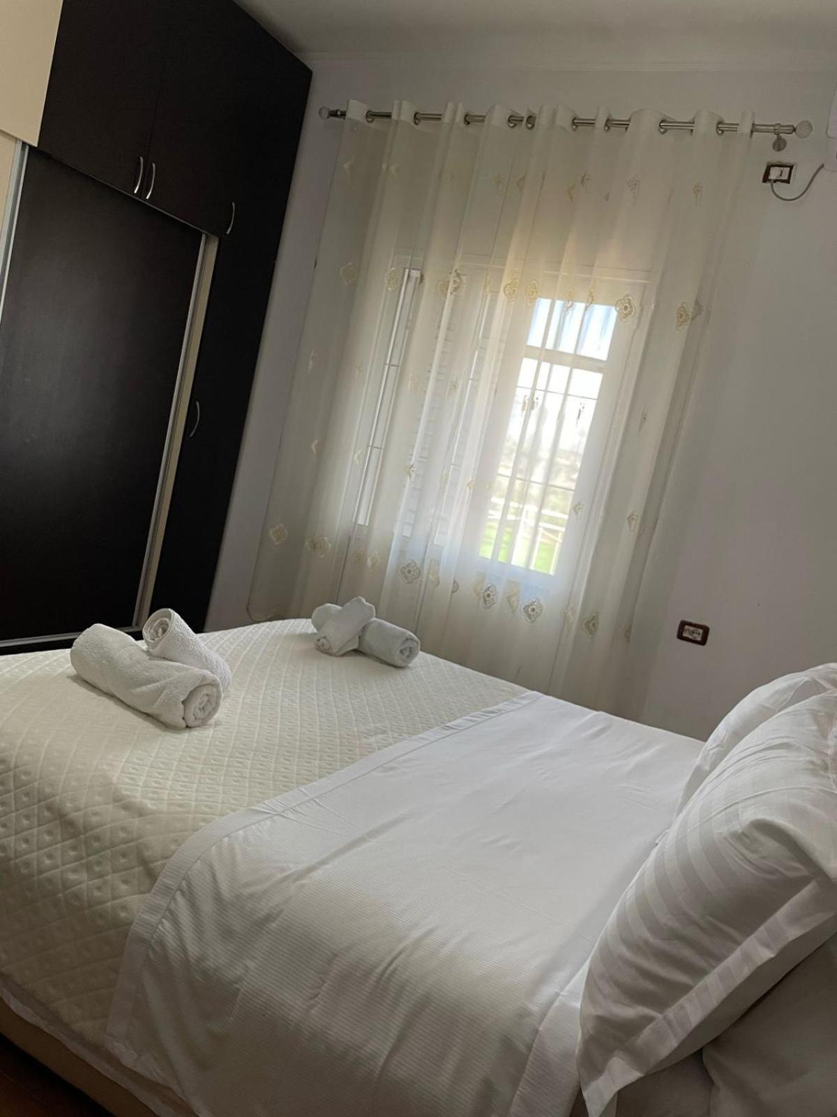 Guest House Ilir Berat Luaran gambar