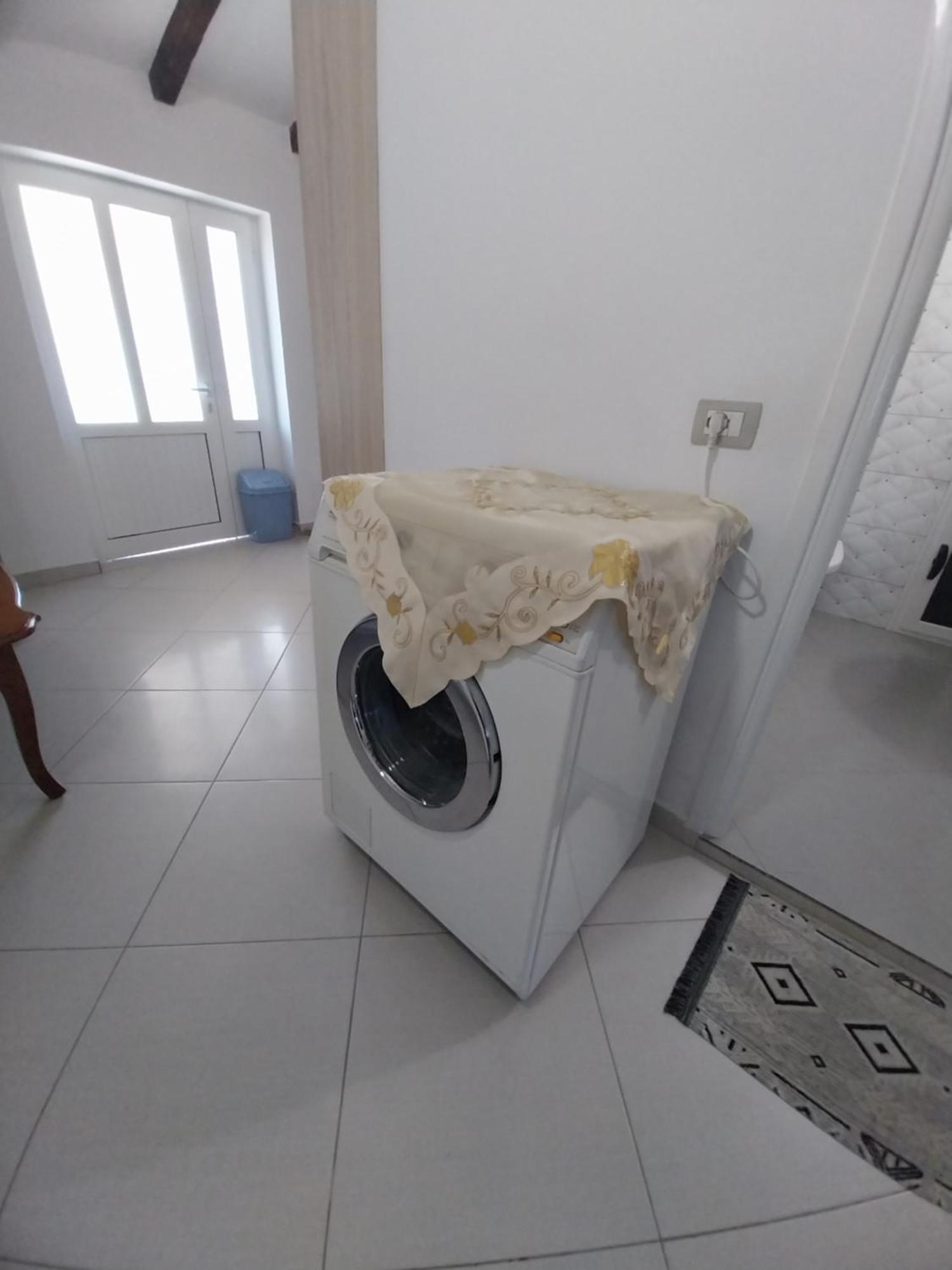Guest House Ilir Berat Luaran gambar